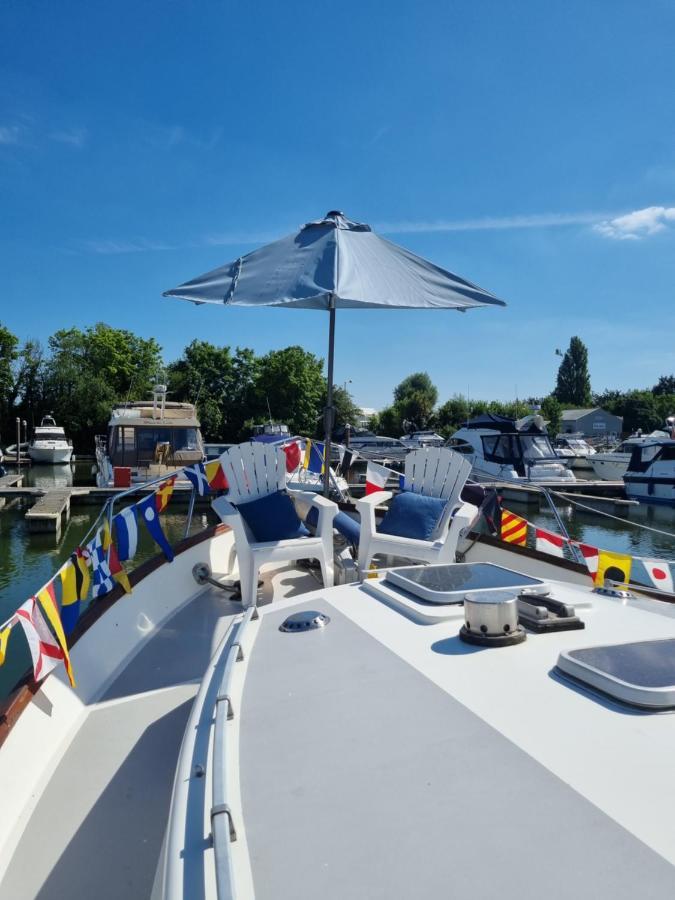 Hotel Traditional Boat Thorpe  Exterior foto
